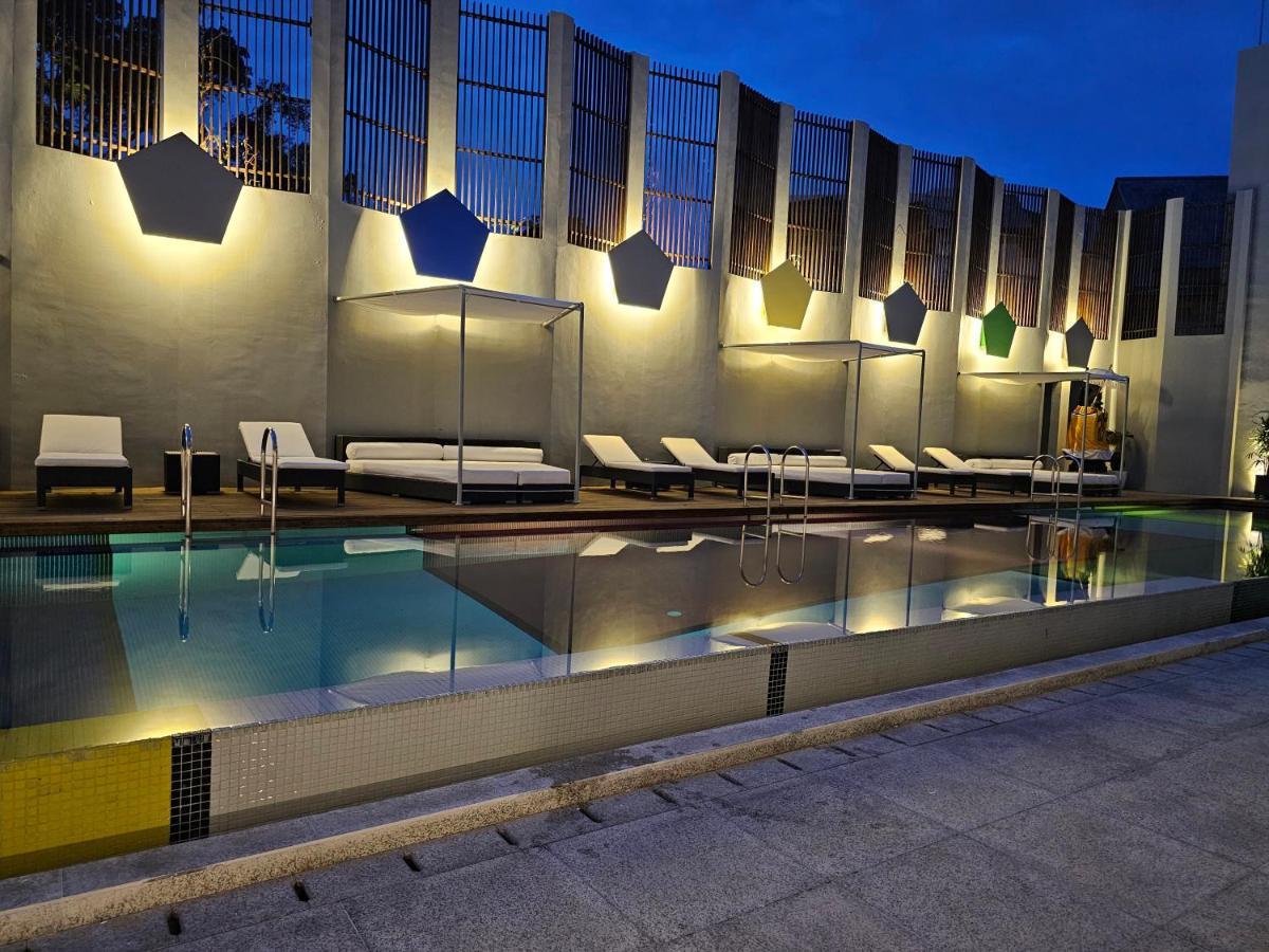 Chill Hotel Seminyak Kültér fotó