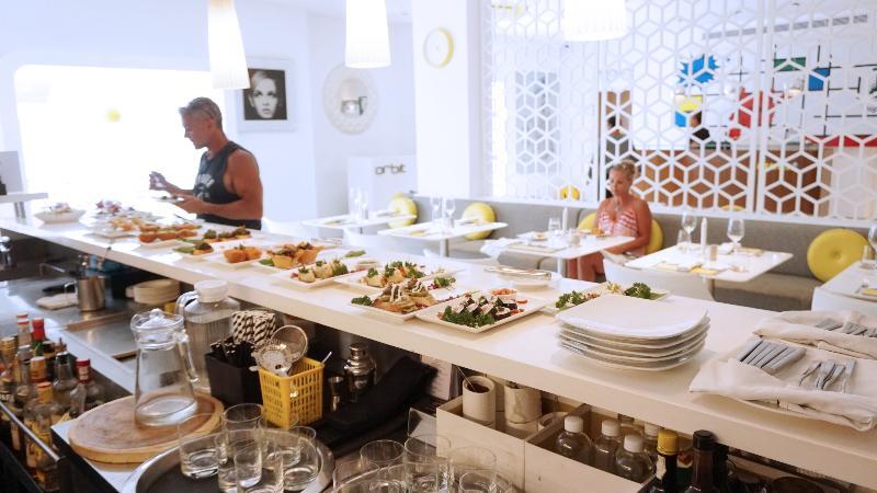 Chill Hotel Seminyak Kültér fotó